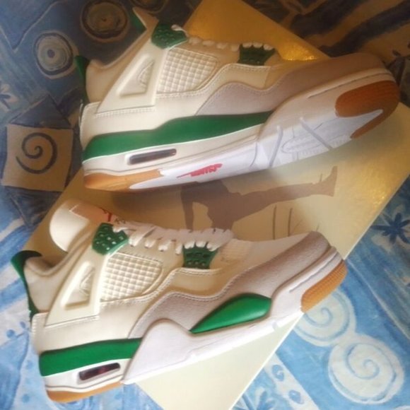 Jordan 4 SB PINE GREEN T 40 US9.5 main image 5